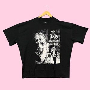 The Texas Chainsaw Massacre Leatherface Who Will Survive? Oversized Tee L